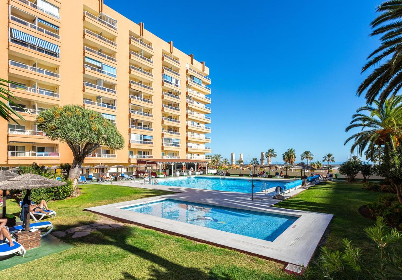 Hotel Apartamentos Pyr Fuengirola Ngoại thất bức ảnh