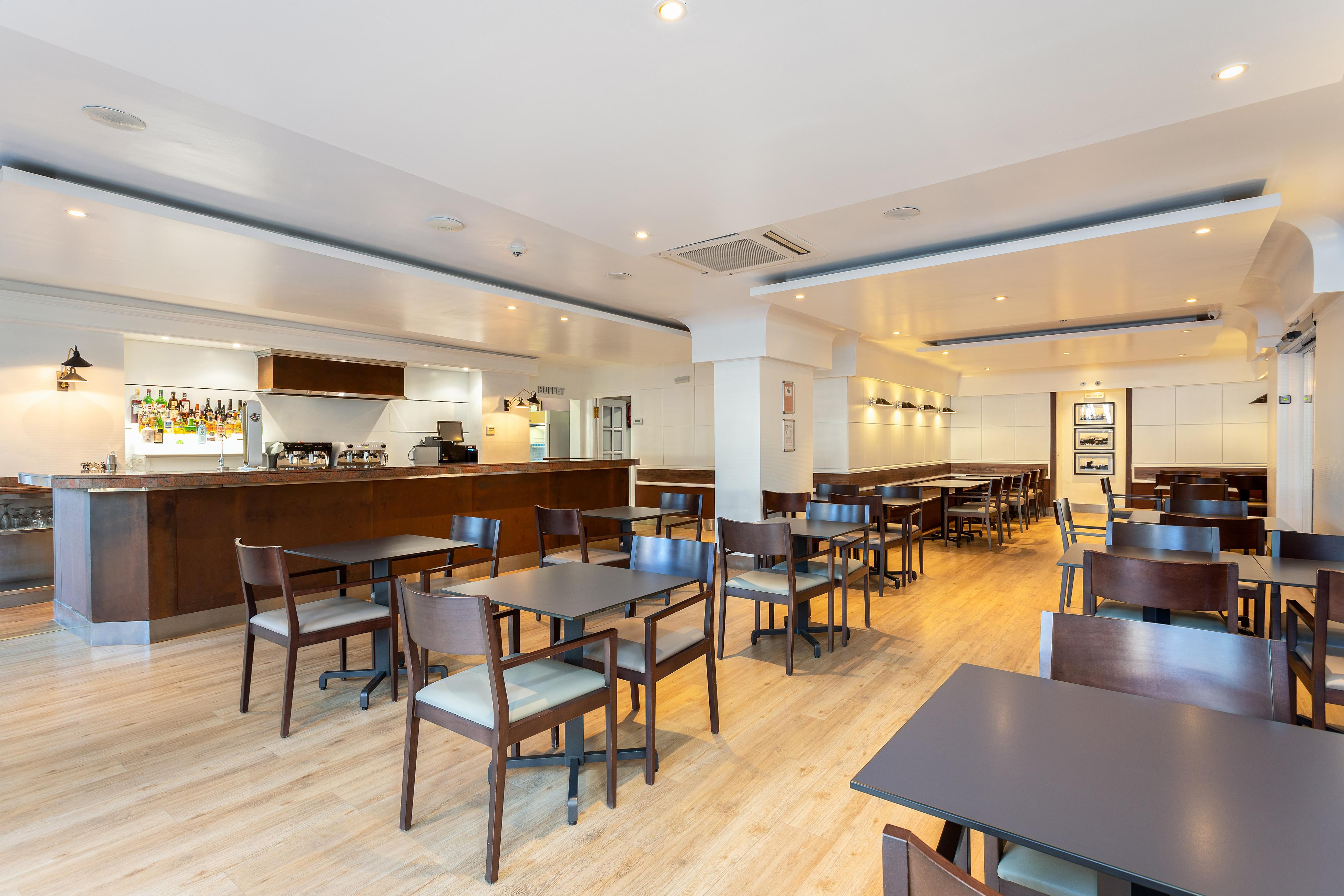 Hotel Apartamentos Pyr Fuengirola Ngoại thất bức ảnh