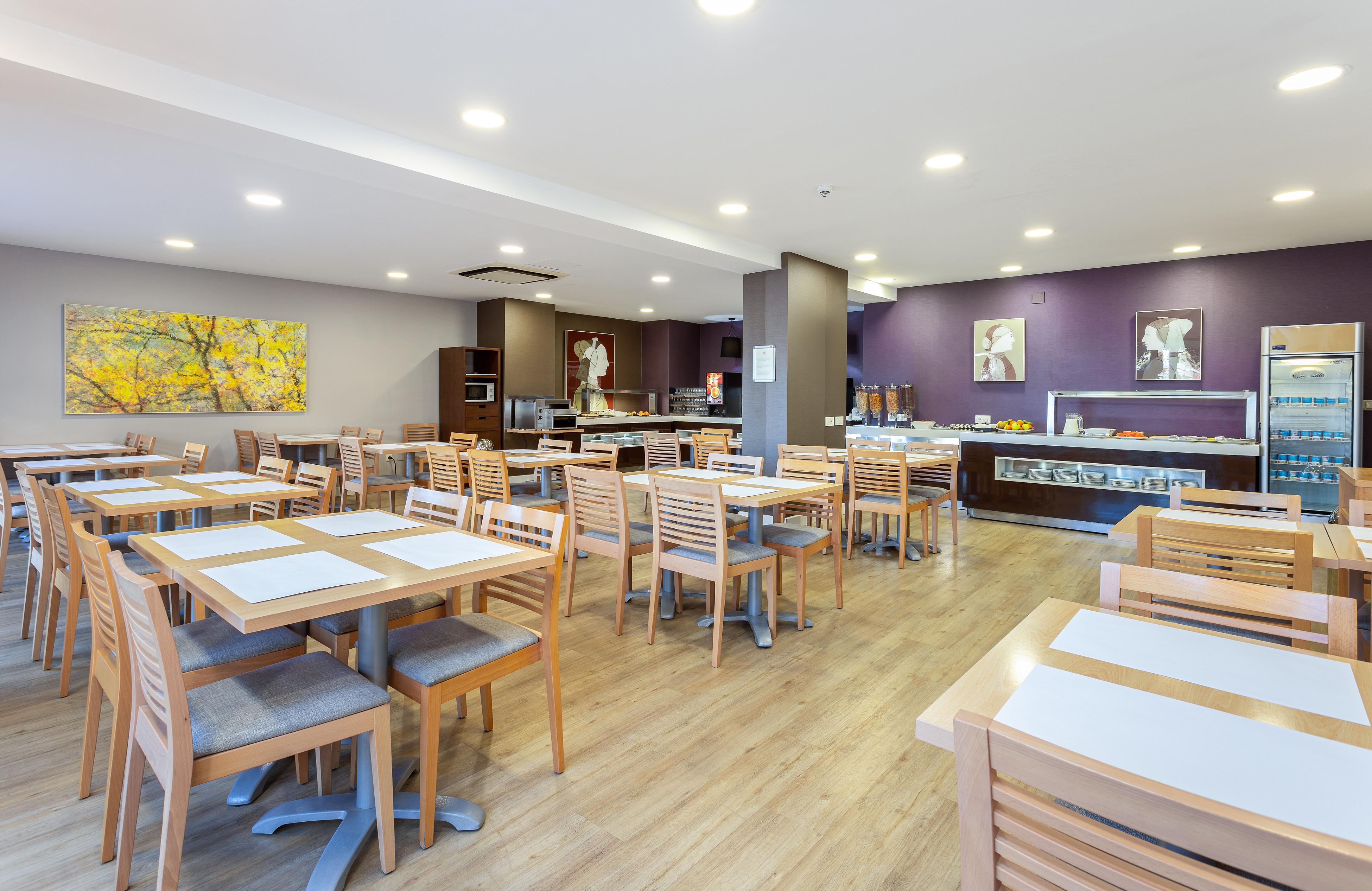 Hotel Apartamentos Pyr Fuengirola Ngoại thất bức ảnh