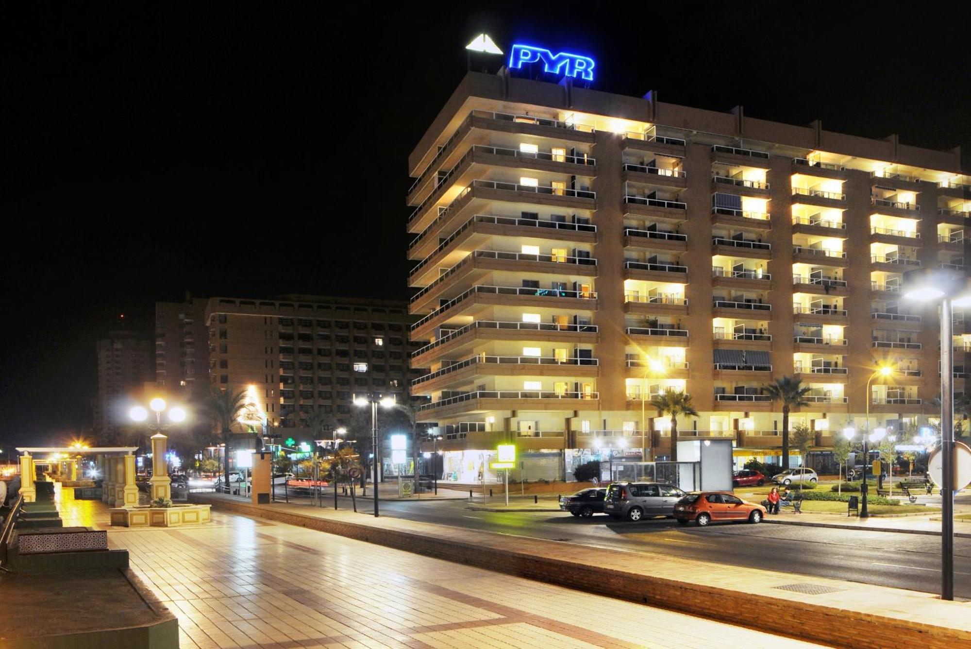 Hotel Apartamentos Pyr Fuengirola Ngoại thất bức ảnh
