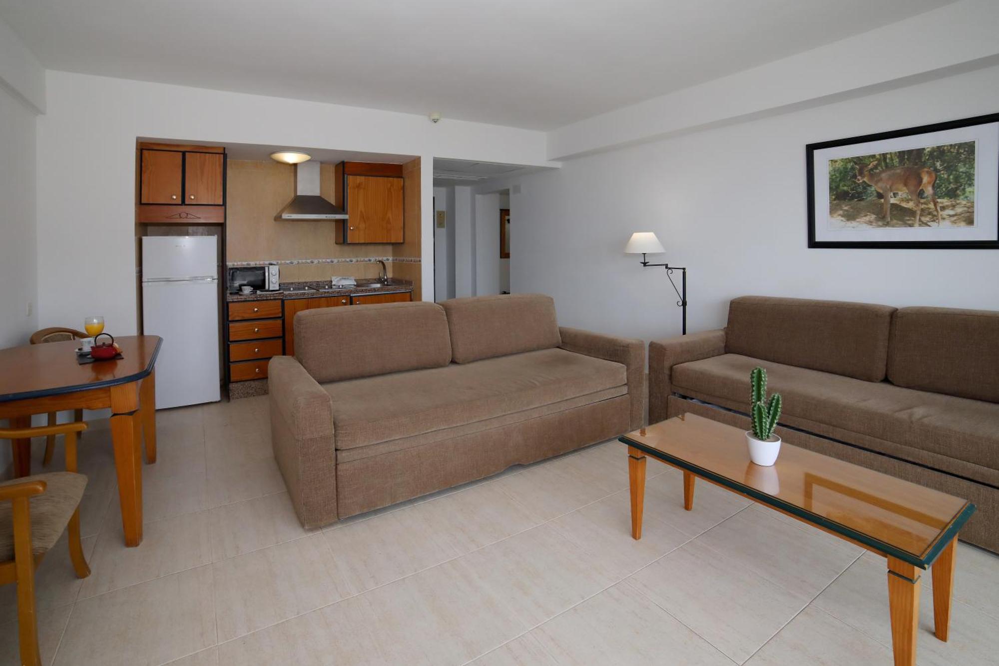 Hotel Apartamentos Pyr Fuengirola Ngoại thất bức ảnh